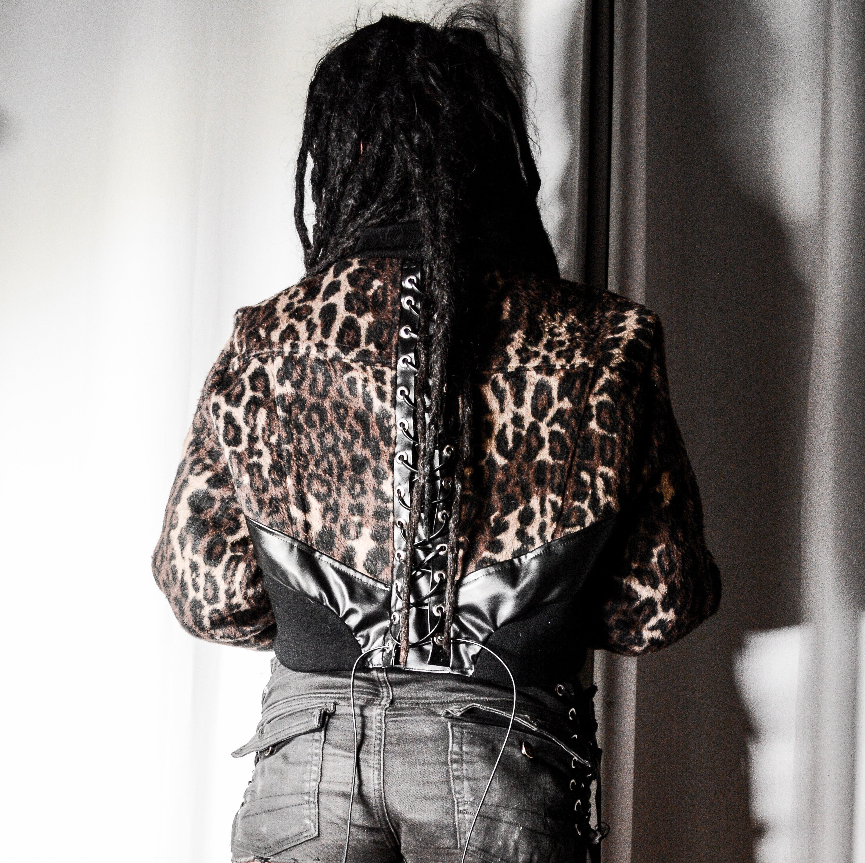Chamarra de leopardo