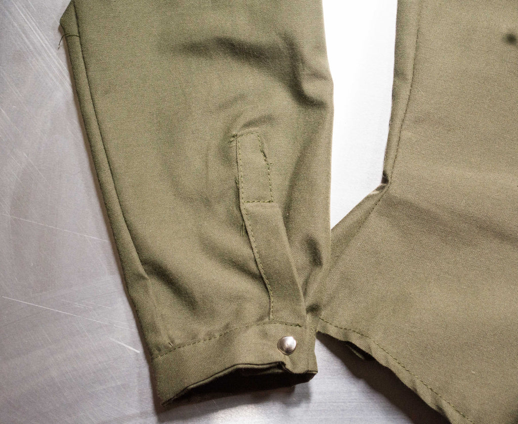 Camisa ajustada militar