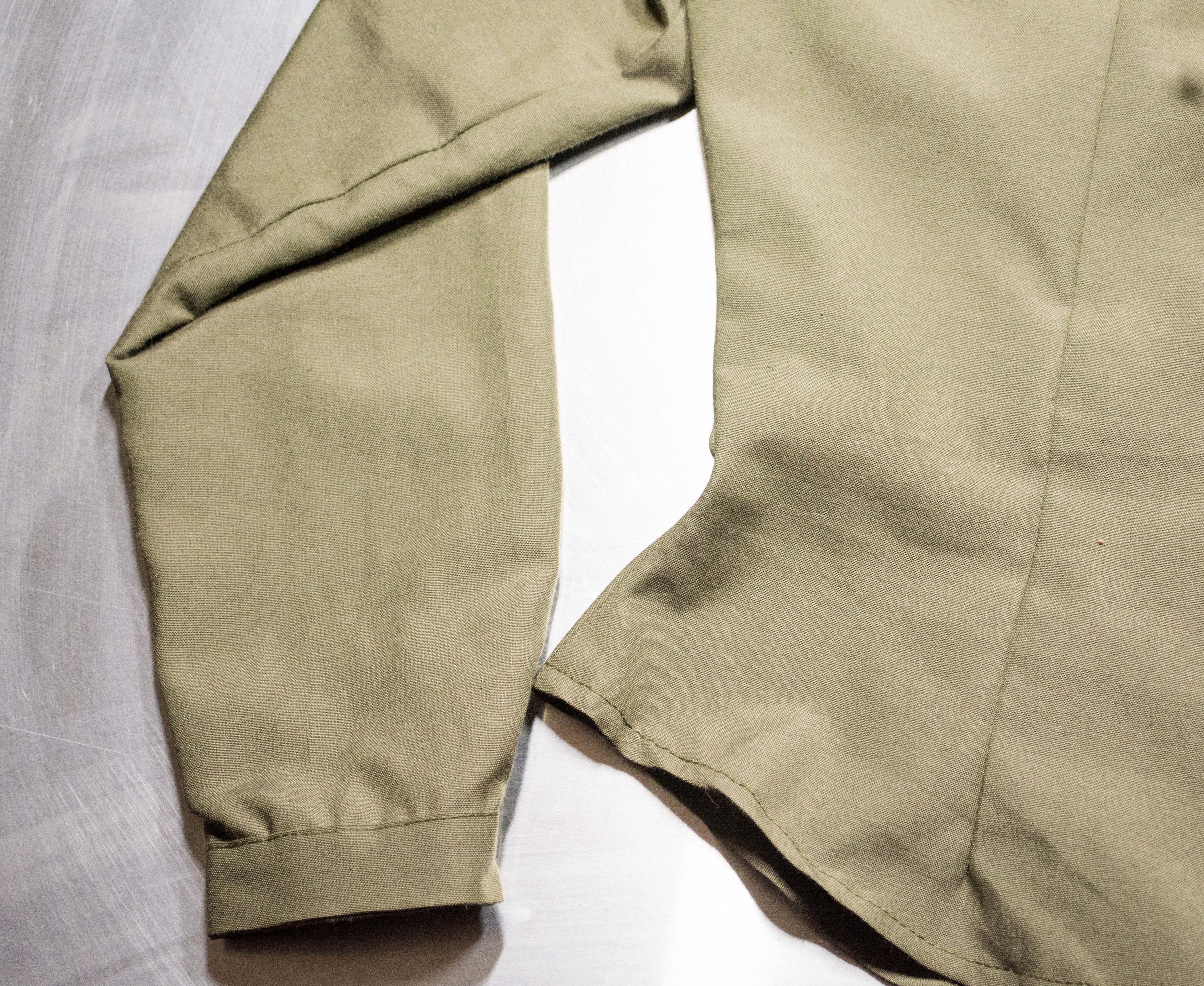 Camisa ajustada militar