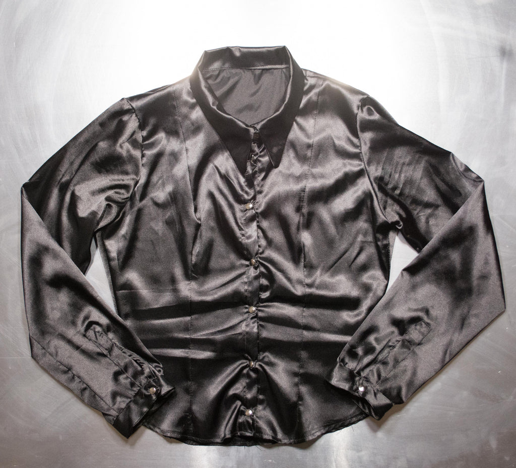 Camisa ajustada satinada
