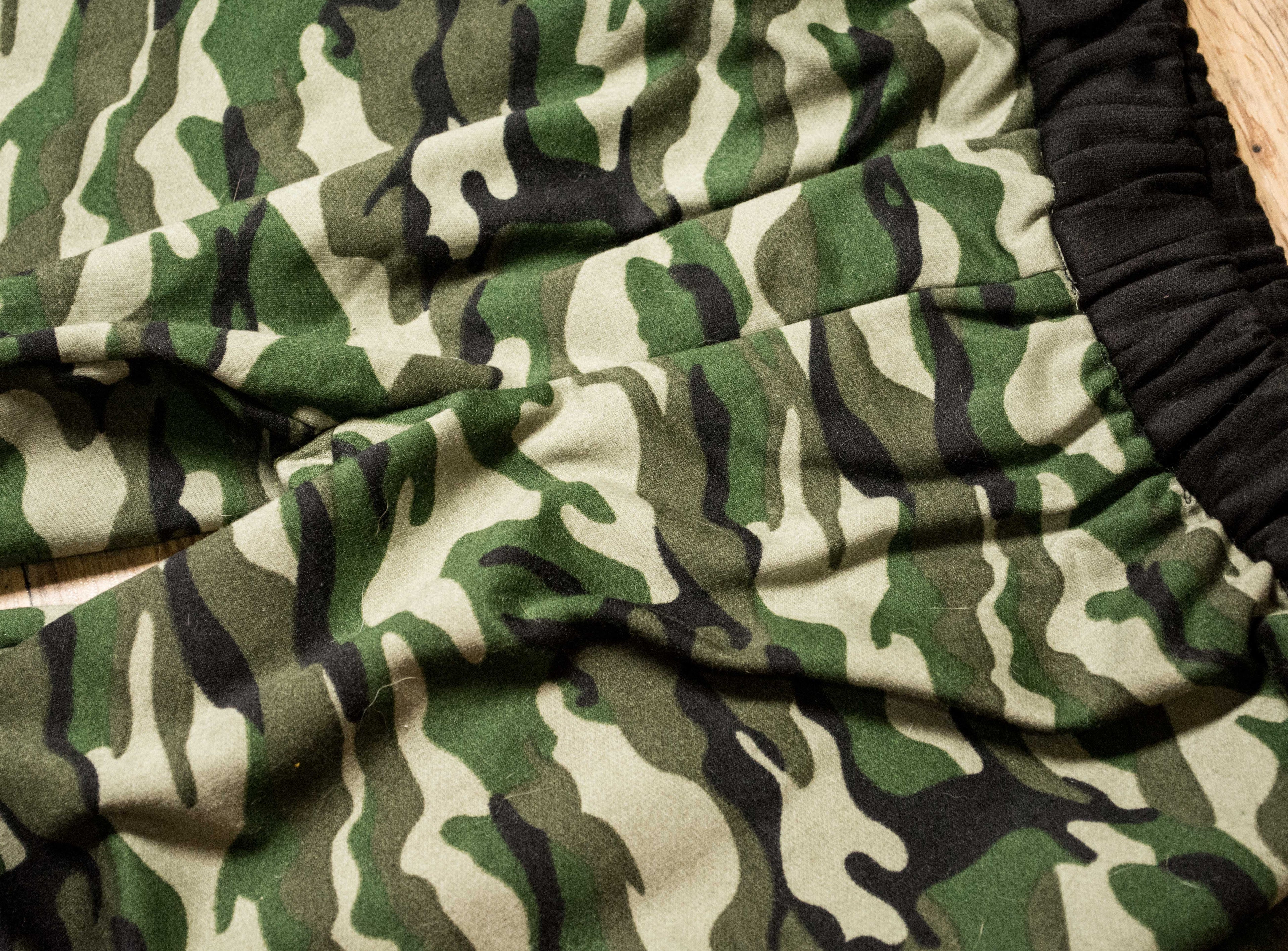 Pantalones deportivos camuflaje