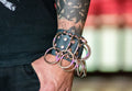 Pulsera con argollas grande
