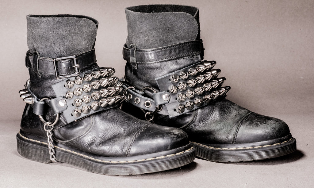 Straps with four rows of silver studs