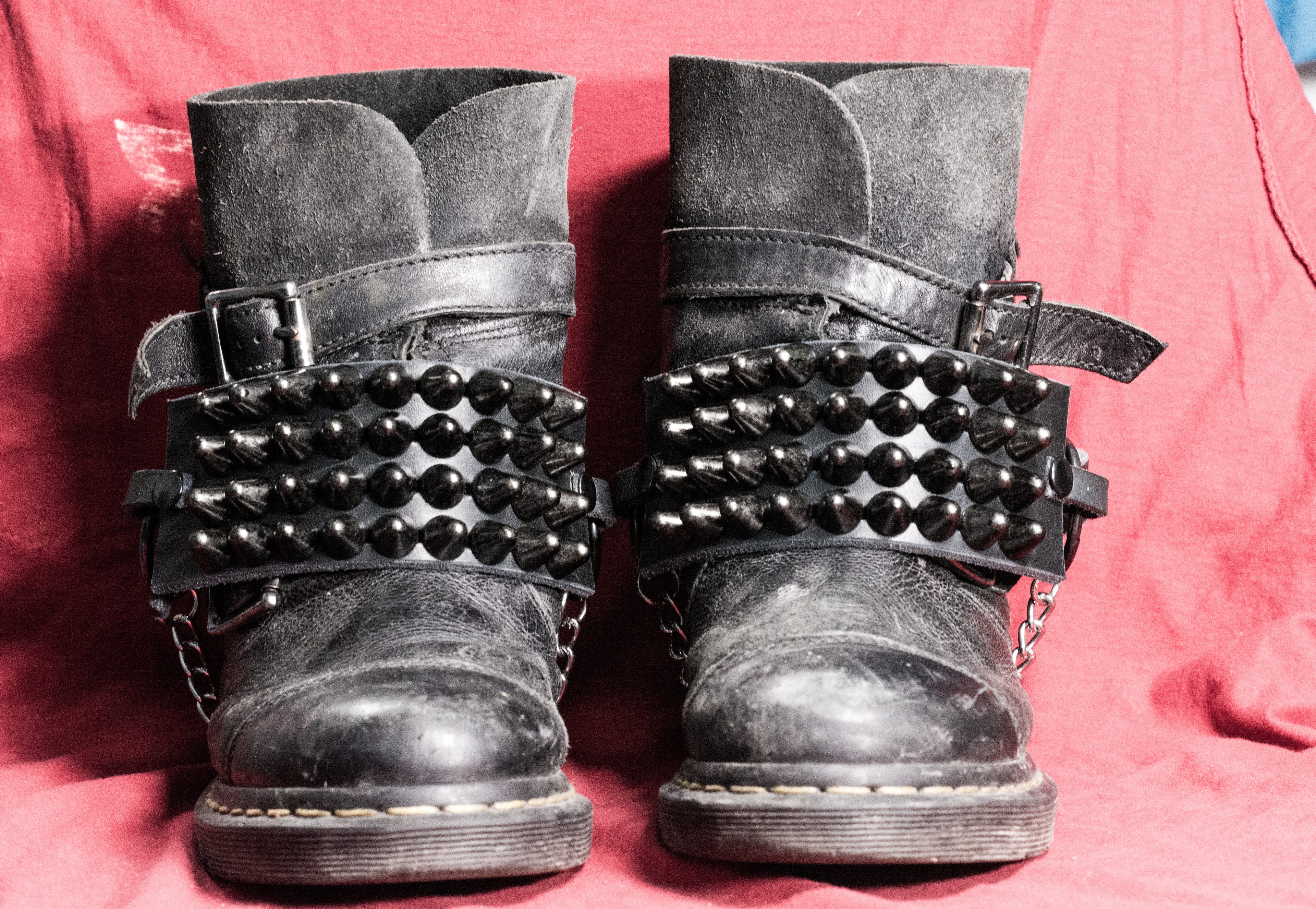 Straos de cuatro hileras color negro