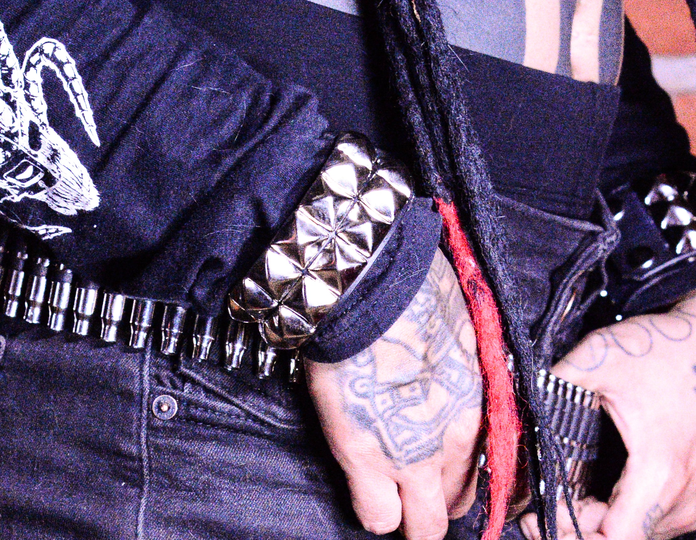 Giant stud bracelet with two rows